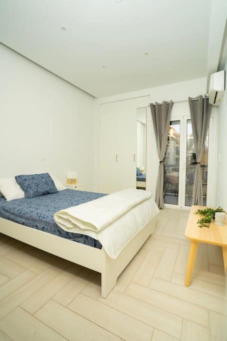 Homey Renovated 1 Bedroom Apartment In Kesariani Athens Ngoại thất bức ảnh